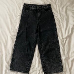 Uniqlo Wide Leg Cropped Jeans
